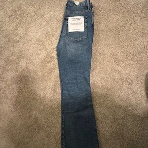 Good American Good Curve Straight Jeans – NWT | Size 4 | 26” Inseam